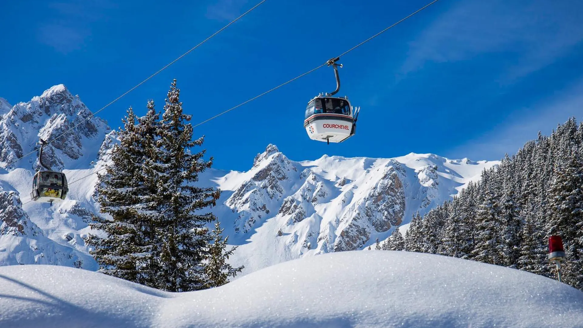 Courchevel 1850, Skis Aux Pieds, 4 Pers, 2 Pieces, Parking, Wifi - Fr-1-575-225 0*,  France